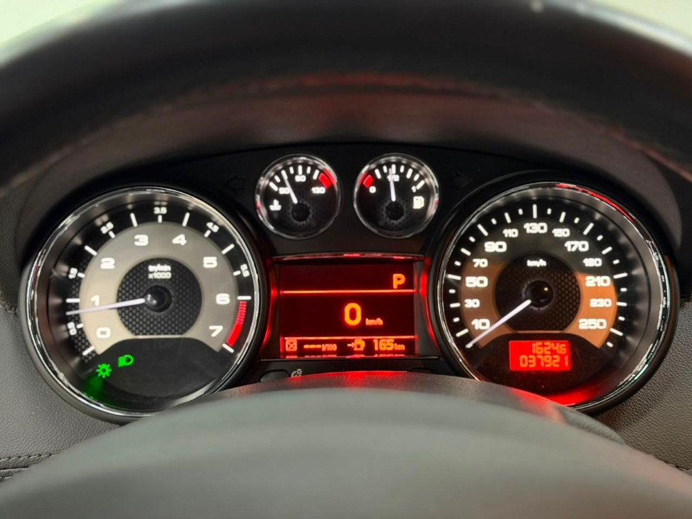 Peugeot RCZ Coupe 1,6 THP 163CV Tipt 2013 — foto 9